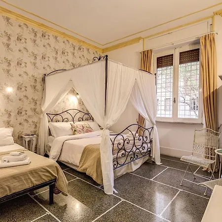 فندق مبيت وإفطار Colosseo Romeo روما