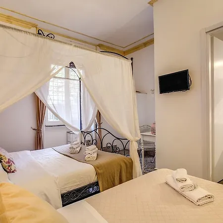 Colosseo Romeo فندق مبيت وإفطار 2*